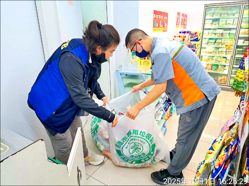 高雄垃圾費隨袋徵收 擬擇1區試辦