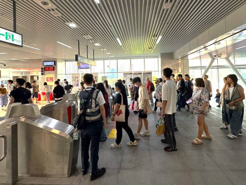 拜新社花海所賜 中捷11月日均運量再刷新紀錄