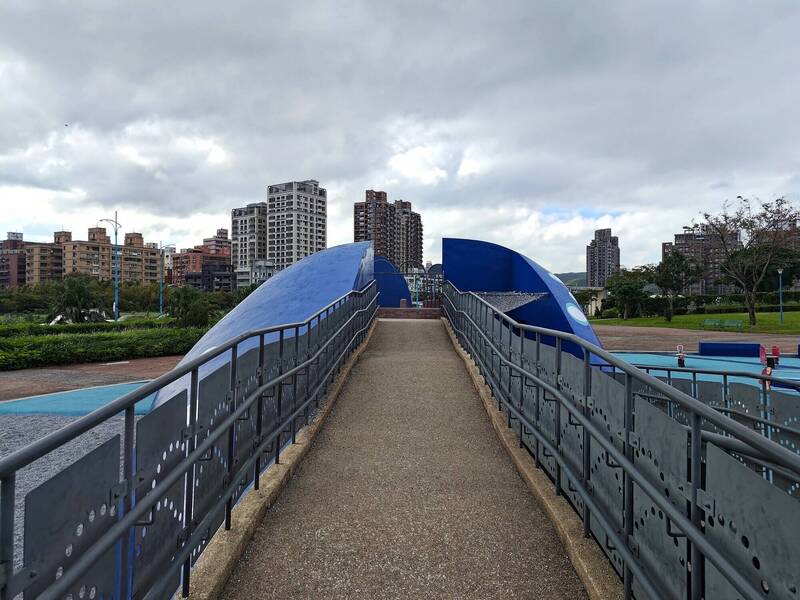 保障身心障礙孩童遊戲權利 新北公園持續建置無障礙遊具