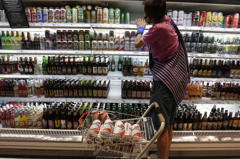 刺激遊客買單! 泰國解除「下午禁酒令」 今起試辦6個月