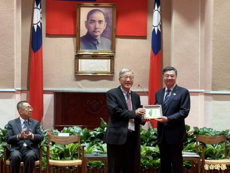 藍提擴大中配參選  卓榮泰怒嗆：開什麼玩笑！