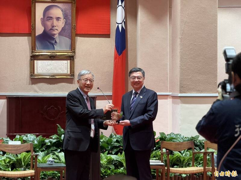 川普簽署台灣保證實施法 卓榮泰：台美關係成為全球合作模範