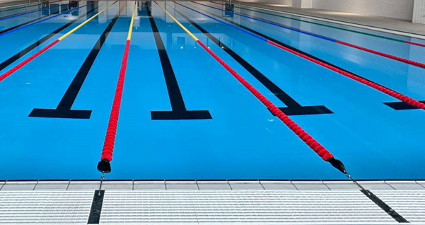 驚悚! 台中男吸毒後持槍闖游泳池 朝6歲女童拉滑套、扣扳機