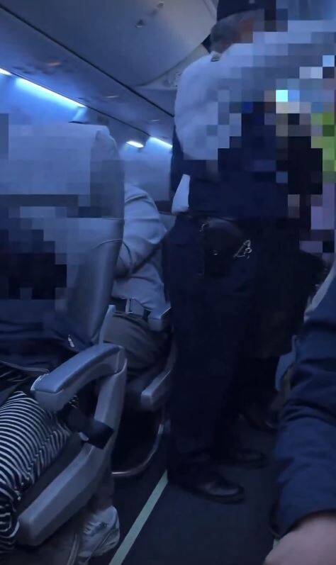 中國乘客鬧事！「日本→上海」飛一半被迫返航 航空公司說話了