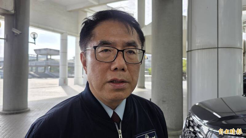 藍白擋政院版財劃法 黃偉哲轟「北富南窮」：台北馬路要鋪黃金？