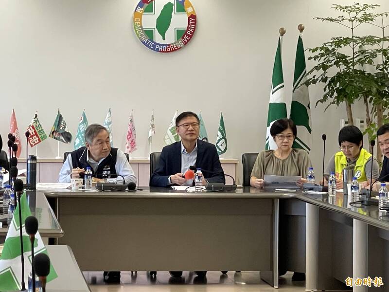 行政怠惰!國中積欠23教師代理導師費長達一年 中市教育局:將嚴懲