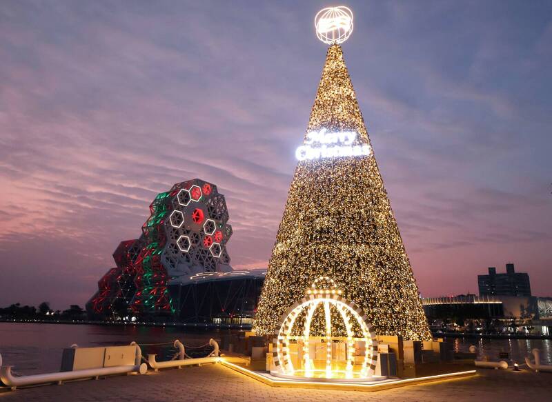 高流聖誕趴「金勾TREE」亮相 海景第一排映照港灣盛景