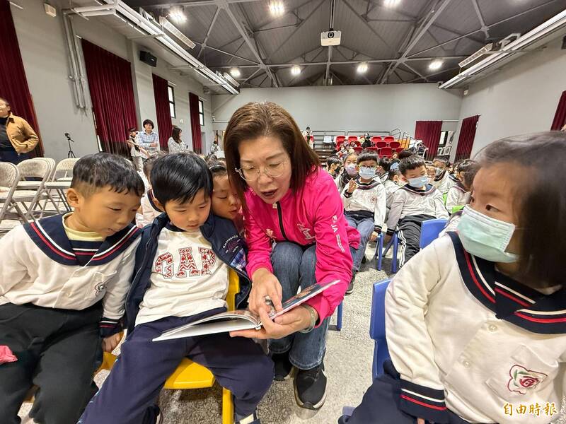百年宜蘭南北館市場繪本發行 免費送宜蘭市2700名幼童