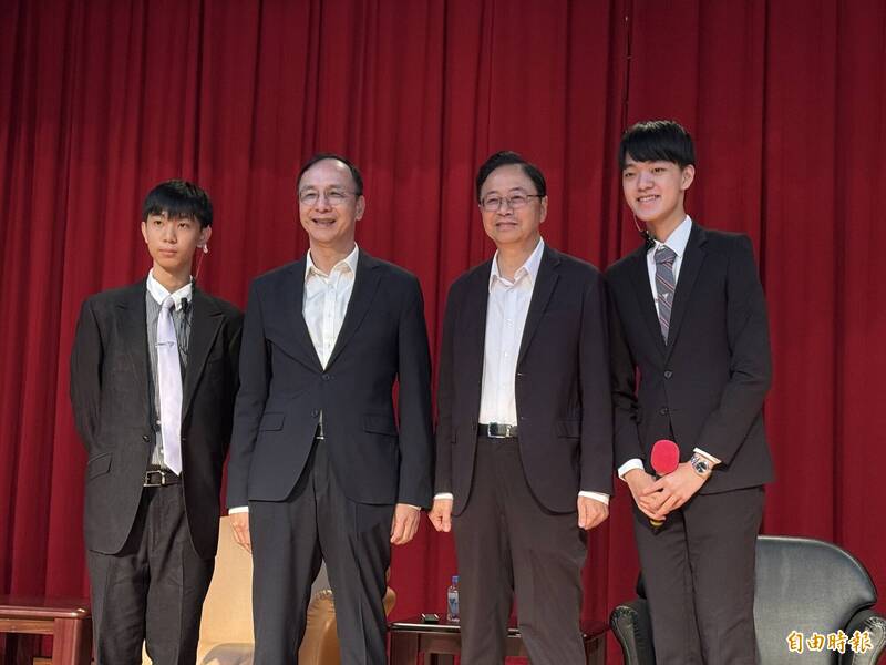 回母校建中演講 朱立倫曝人生最大挫折:選輸蔡英文