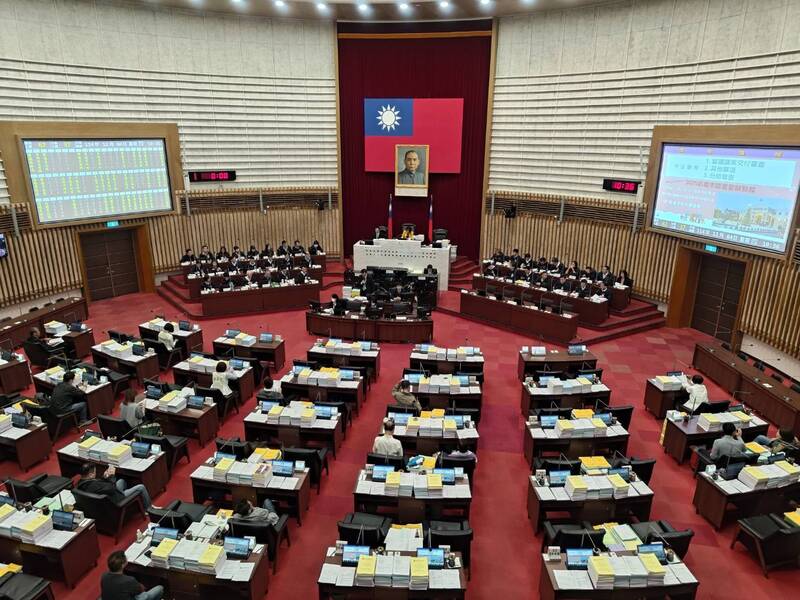 高雄市總預算交付 民進黨團：非某黨特殊政績