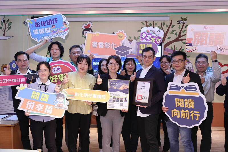 立委黃秀芳牽線《國家地理》 彰縣國中生、圖書館80部影片免費看1年