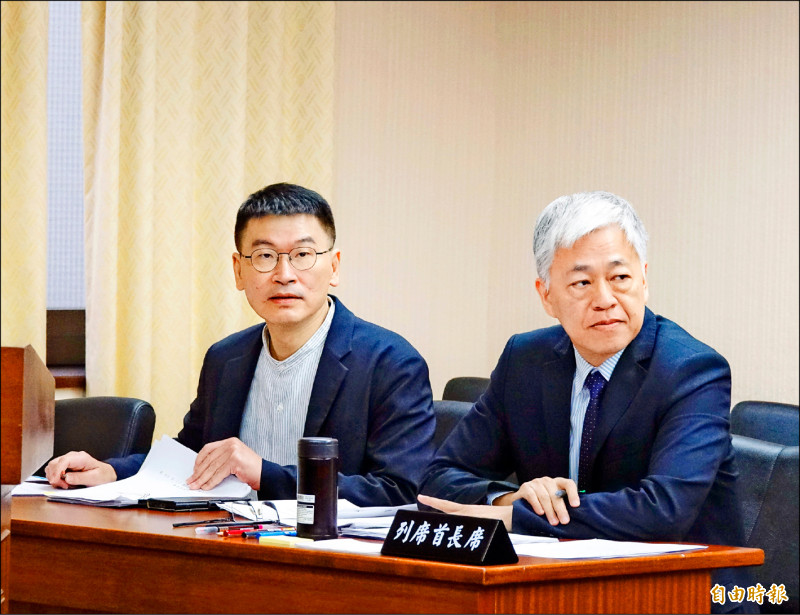 中配宣誓效忠 取代放棄中國籍？內政部︰國籍法無「切結書替代」的規定