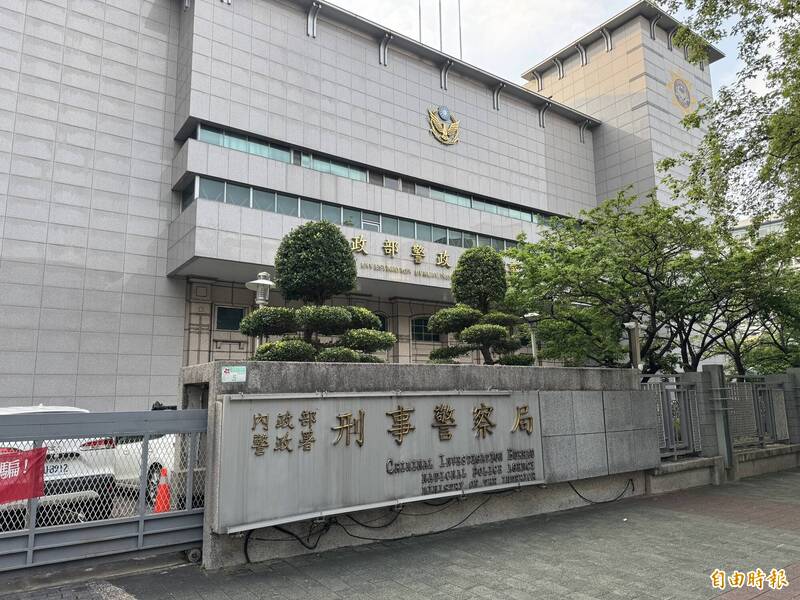 中國先海運突襲送10詐犯！昨晚再空運丟包3人返台 刑事局緊急接人