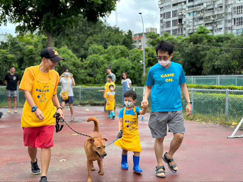國際志工日！新北向致謝94位動保志工撐起動物之家