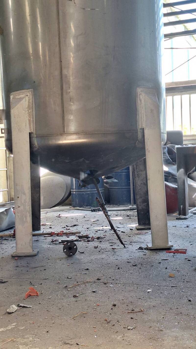 大園工廠桶槽結晶「撒旦之母」突爆炸！工人炸落地面不治