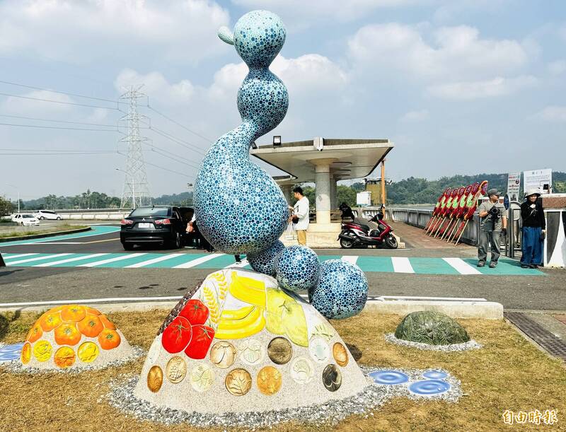 青銀世代攜手創作「樂山樂水」  嘉義仁義潭打卡新亮點