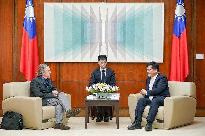 力挺台灣主辦國際護理大會！國際護理協會訪台 林佳龍致謝