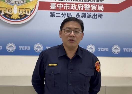 毒駕案延燒反目！台中男遭友人街頭亮刀襲擊 空手奪白刃濺血