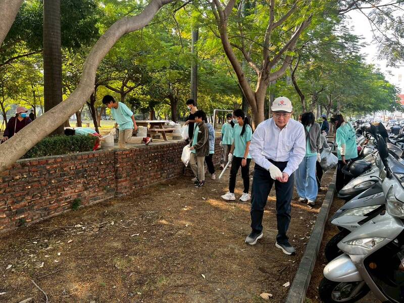 台中北區撿菸蒂競賽 15里12/11秤重拚前5名