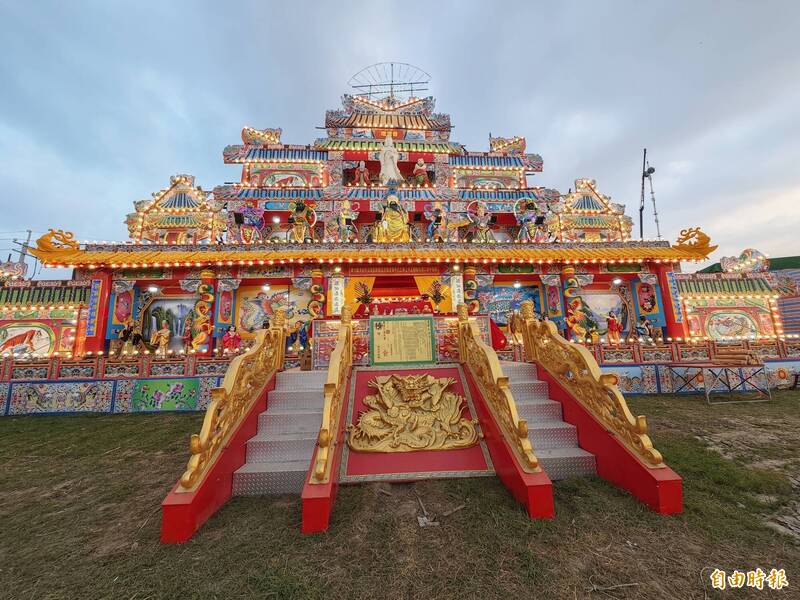 驚人排場！台南仁德北極殿建醮普度 164輛大卡車載1640噸物資