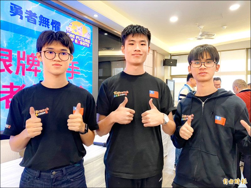 彰化之光 彰中獲奧賽機器人銀牌