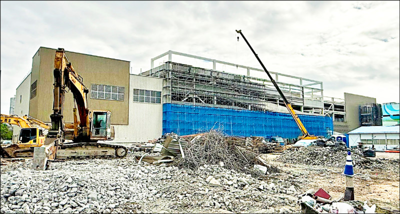 LaLaport 、東南米樂插旗 高雄百貨版圖將洗牌