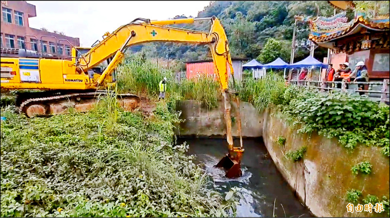 基隆油污染今採樣 若正常將恢復抽水
