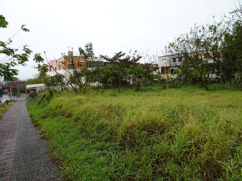 位在太麻里的土地最后不到三成拍定。（花莲分署提供）