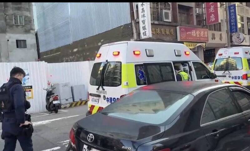 不認識也能「打成一片」?台中阿姐氣場太強 電梯內互嗆引爆混戰全送辦