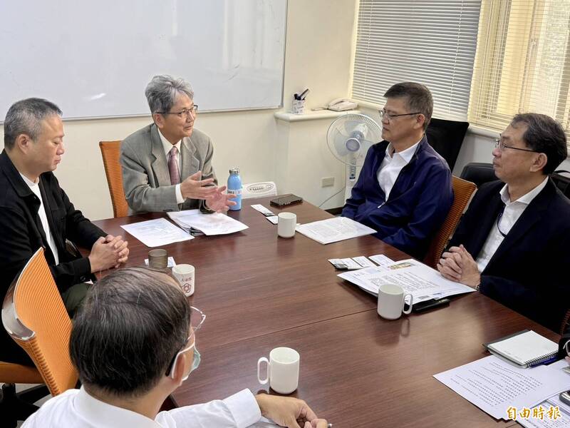 基隆自來水油污事件水費減免擬增至9度 立委促設偵測、監控設備