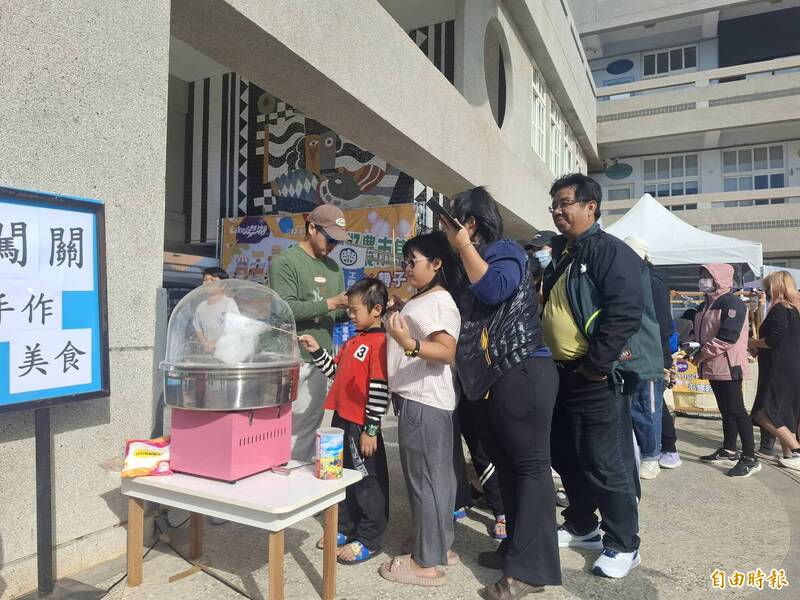 澎湖小小食農達人暢玩「泡泡好農市集」 中正國小化身親子樂園