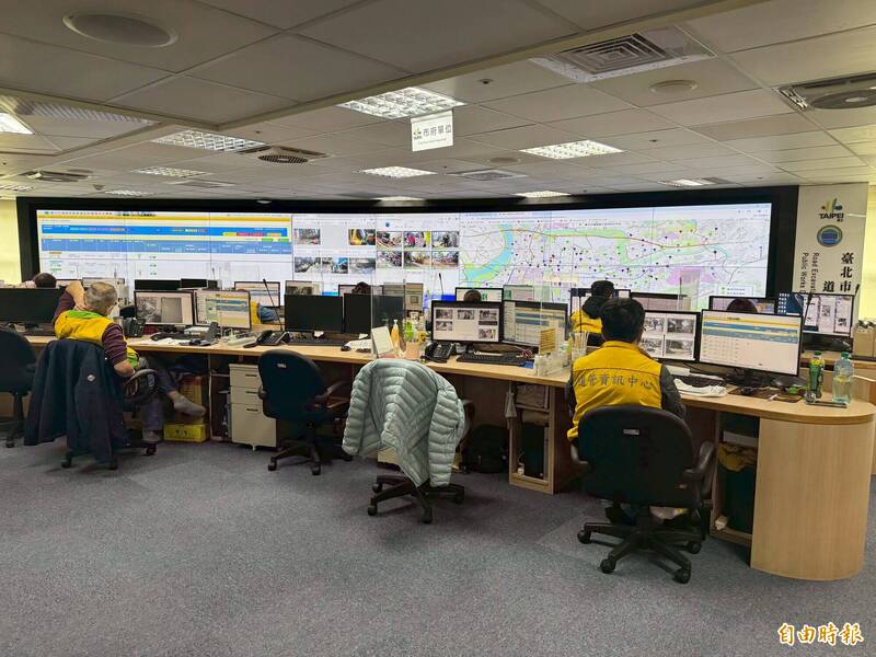 上天下地都管！北市道管中心隱身高樓開箱 施工挖路躺著也中槍