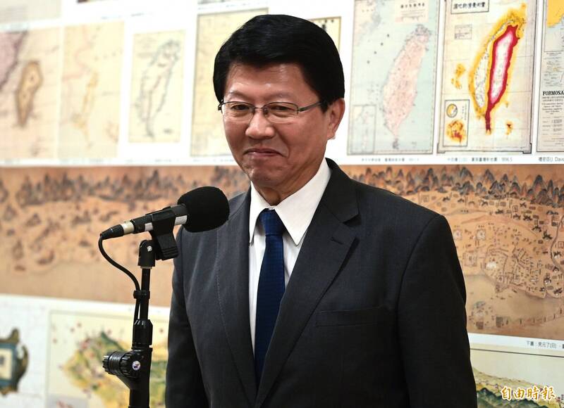 藍白緊咬賴瑞隆8歲兒子 吳靜怡：謝龍介兒子當年吸毒拒檢逃逸