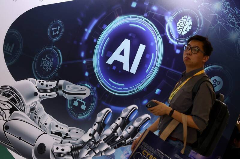 加州大學柏克萊分校教授羅素近日指出，隨著AI系統加速取代過去只有技術最精湛的人才能掌握的能力，各國政治領導人可能面臨失業率突然飆高至80%的危機。（歐新社檔案照）