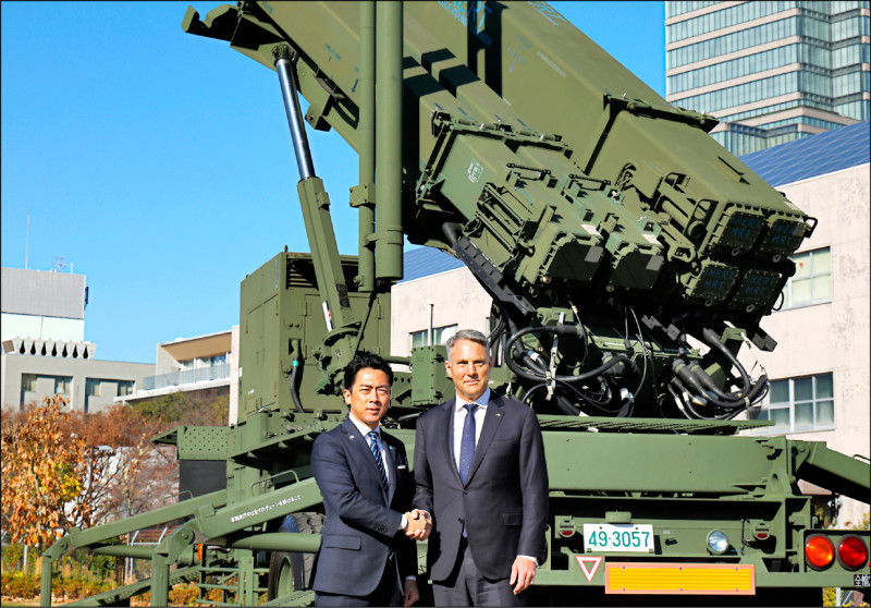 澳防長訪日會小泉 盼台海現狀勿變