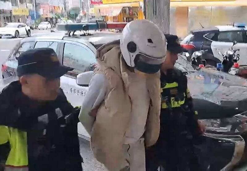 狂飲18罐啤酒！無照洗車工闖紅燈撞死醫大生肇逃 國民法庭審理