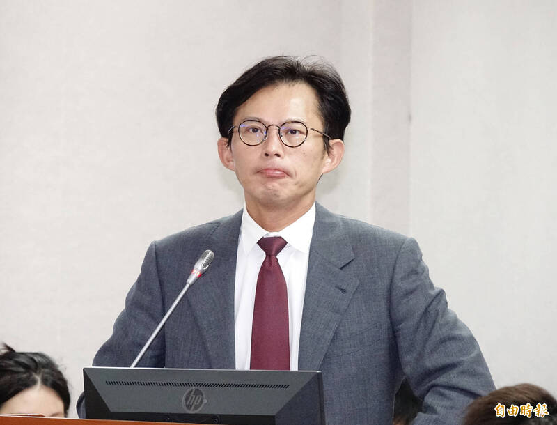 反對陳玉珍推助理費除罪化?黃國昌:公款公用原則不容退縮