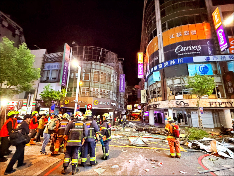初步檢測地板隆起、陽台外推 不到拆除程度