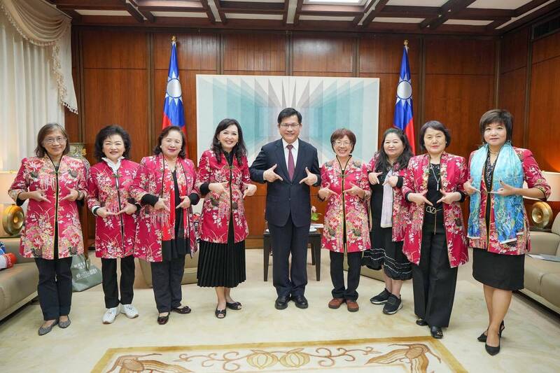 婦女協會8月赴馬出席會議遭中打壓 林佳龍讚溫柔守住國家尊嚴