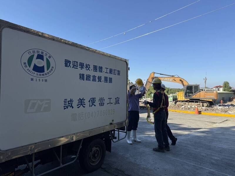 抗議成功！彰化學校廚餘清運政策急轉彎 15日起老師免押車了