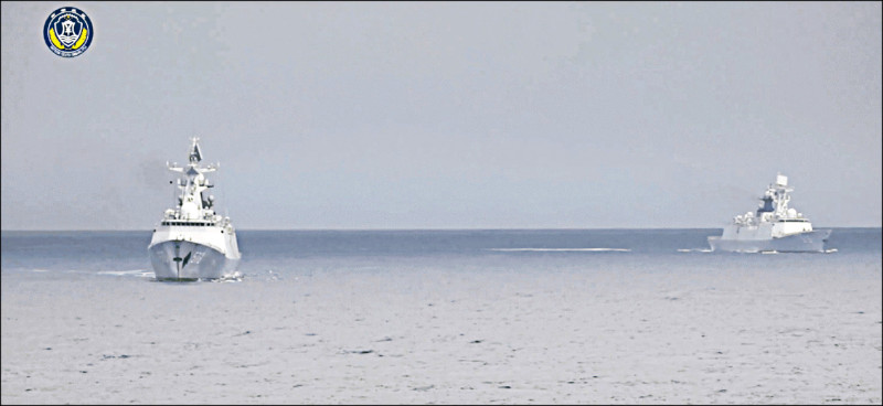 美驅逐艦現身南海黃岩島 例行勤務接近中國軍艦