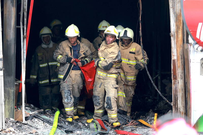 印尼雅加達辦公大樓大火至少22死 疑無人機電池爆炸引發
