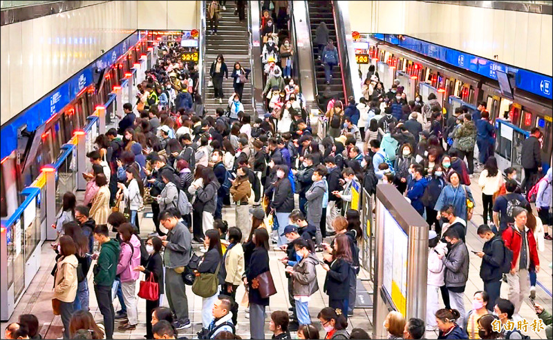 《台北市長蔣萬安施政3週年市政總檢討系列報導 - 塞車篇》施工重疊惡化塞車 捷運擠爆優化無解