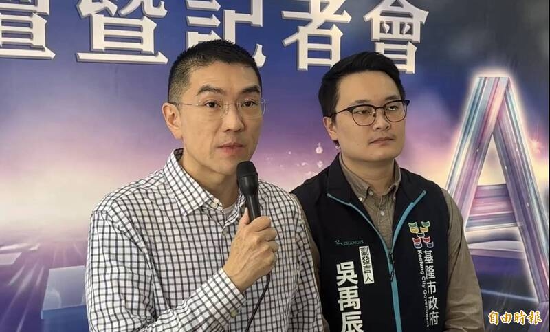 水質檢測與復抽，水公司未通報基隆政府，市長謝國樑（右）認為「可惜」（記者盧賢秀攝）