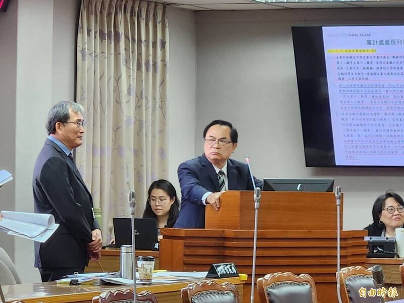 審計長陳瑞敏今於立法院司法及法制委員會回覆委員提問。（記者謝君臨攝）