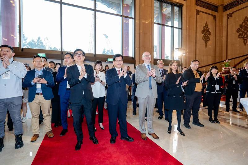 AIT慶全球領袖人才參訪計畫85週年 林佳龍:台美合作培育人才