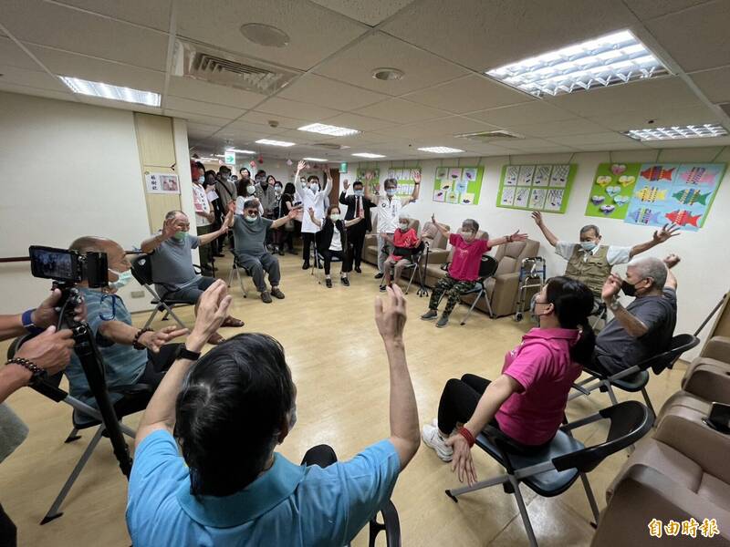 因應高齡少子化 政院明通過衛福部組改設置兒家、長照署