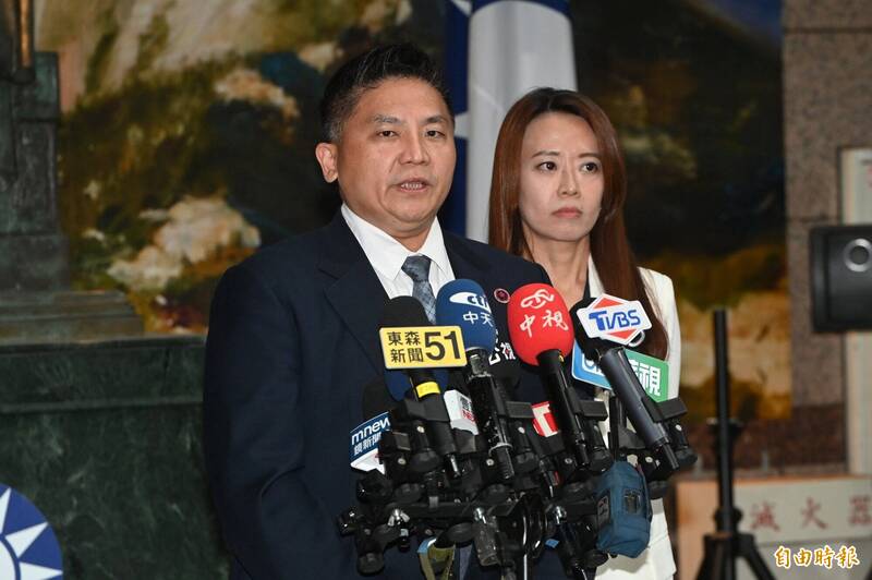 李乾龍下令推助理費除罪化？國民黨：黨中央尊重黨團自主