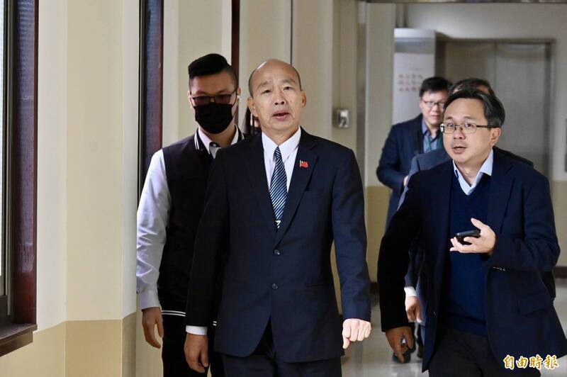 綠嗆周萬來躲說明助理費請假去協商 韓國瑜喊冤誤會:沒刻意閃躲