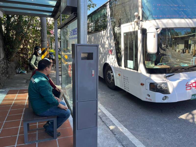 大甲與大安交通銜接不足 中市議員要求建構區域環狀公車路網